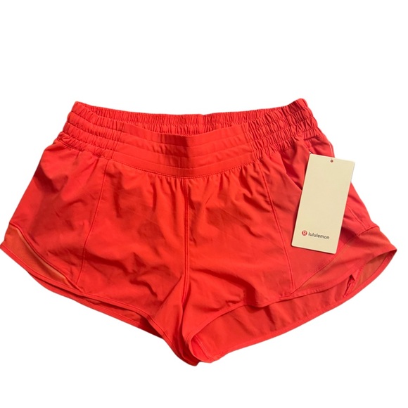 New with tags Lululemon Hotty hot high rise lined short 2.5”, Glaze Pink size 10 - Picture 10 of 11